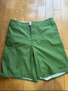 patagonia 緑色 ショートパンツ