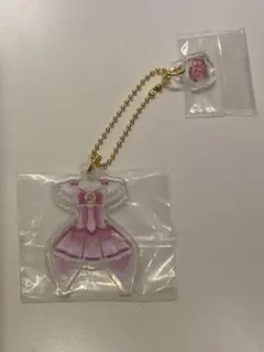 プリキュア一番くじ　コスチュームアクリルチャーム　キュアハッピー