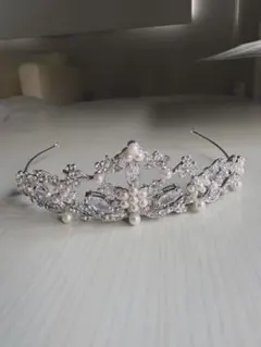 ラブティアラ 結婚式 ティアラ