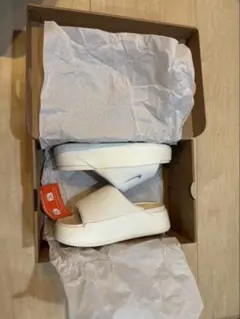 新品未使用♡NIKE カームエレベーション ホワイト 26cm タグ付き