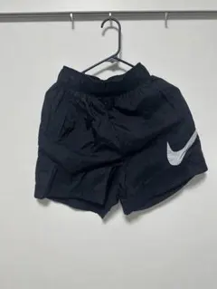 Nike 黒 ショートパンツ