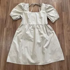H&M ミニワンピース　新品　38 ベージュ　リボン