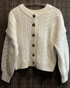 ニット　カーディガン　Mサイズ