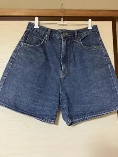 THE PIGTHREE デニムショートパンツ