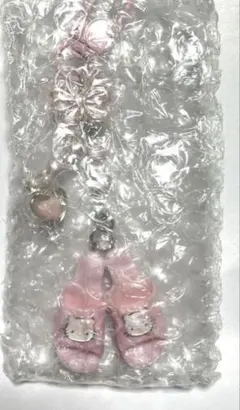 サンリオ ミニチュアキルト シークレットキーホルダーハローキティ サンダルピンク