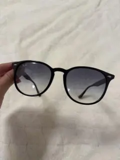 Ray-Ban ブラック キャットアイ サングラス