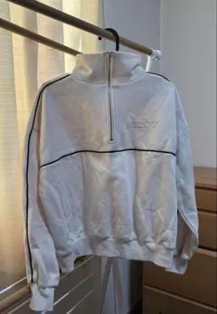 ホワイト ハーフジップ トレーナー 裏起毛