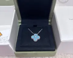 Van Cleef & Arpels ホリデー 2022