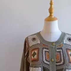 クロシェ編みカーディガン 花 ビーズ刺繍のサムネイル