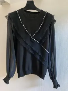 レースフリルパール装飾の黒長袖トップスカットソー　ブラック　M〜Lシアートップス