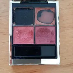 SUQQUシグニチャーカラーアイズ純撫子