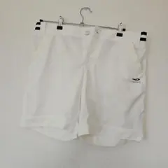 TIGORA ホワイト ショートパンツ