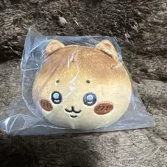 ちいかわベーカリー　パンみたいなもちもちマスコット　ハチワレ