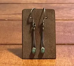 ete ターコイズ三角形フックピアス - メルカリ