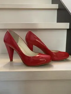 お値下げ ジルスチュアート　赤　エナメルパンプス