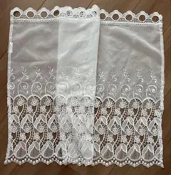美品　ホワイト　刺繍　カフェカーテン　95✖️60 トルコ製生地　ポリエステル