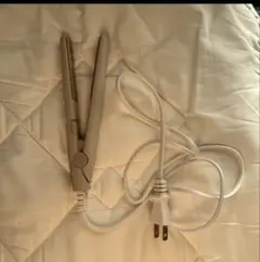 新品未使用ヘアアイロン