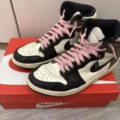 Nike Air Jordan 1 ダークモカのサムネイル