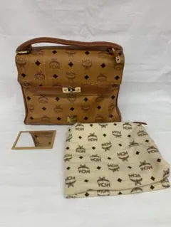 MCM ケリー型　レザー ハンド バック ヴィトセス柄　城南京 ミラー 付きのサムネイル