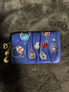 うかこ様　専用　ツモリチサト　青い刺繍の二つ折り財布のサムネイル
