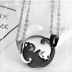 ★ラスト1点★猫 ペア　ネックレス ネコ カップル お揃い シンプル　モノクロ