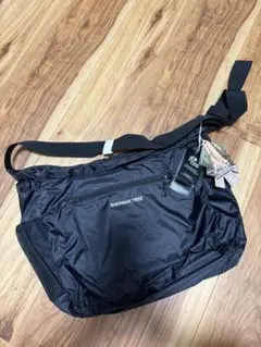 Item thumbnail for item 4b8531b3-2e20-42fc-a06c-86fbffda117f