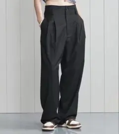 H BEAUTY&YOUTH ソリッドタックパンツ ブラック　スラックス　S
