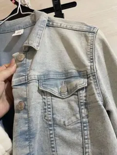 Item thumbnail for item a3d884b5-e7a5-4562-8f1a-1b14f2669ebb