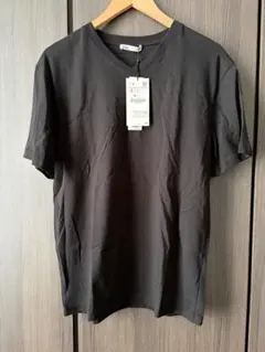 新品未使用 ZARA Vネック Tシャツ ブラック サイズSのサムネイル