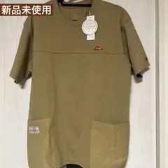 URBAN カーキ ダブルポケット付き Tシャツ