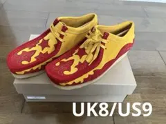 Supreme × Clarks Wallabee 