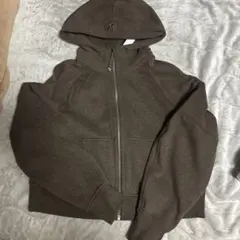 ルルレモン　パーカー　ジャケットのサムネイル