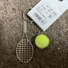 テニスラケットとボールのキーホルダーのサムネイル