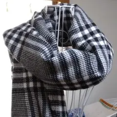 チェック柄ストール