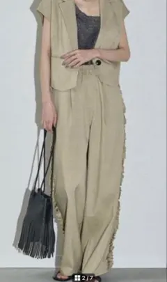 THE YOn サイドフリルラインタックイージーパンツ　ベージュ