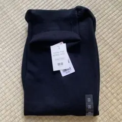 ユニクロ　メリノタートルネックセーター　メリノ　エクストラファインメリノ