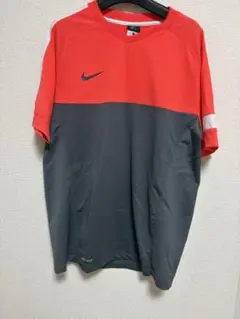 NIKE Tシャツ