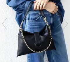 LEATHERY プランプハートキーチェーンショルダーバッグ [ブラウン 