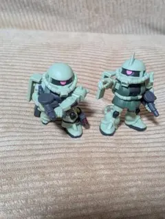 ならぶんです　ザク　2個