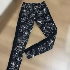 TIGORA ブラック花柄レギンス M