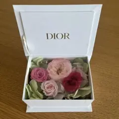 2026年最新】Christian Dior プリザーブドフラワーアレンジメントの