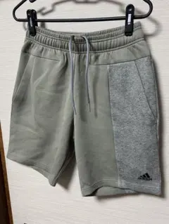 adidas ショートパンツ　Lサイズ