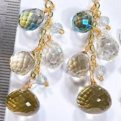 1点物☆【ピアス】歪みフープ×チェコビーズ パープル×ブルー 夏 - メルカリ