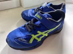 アシックス スニーカー