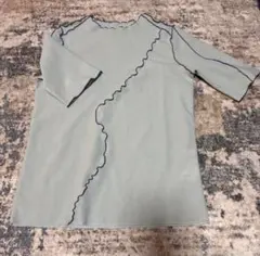 【美品】　メロウ　カット　Tシャツ　ミドル袖のサムネイル