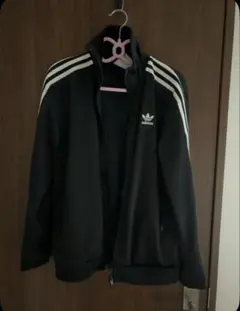adidasジャージ上