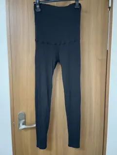 ユニクロ ♡ マタニティ リブ レギンス ブラック 10分丈