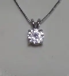 スワロフスキージルコニア　1.25カラット 新品　K18ネックレス好きな方にも