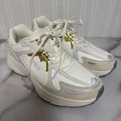 FILA スニーカー ホワイト ゴールドのサムネイル