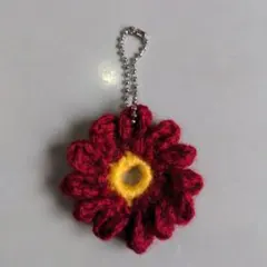 ハンドメイド　編み物　フラワーチャーム